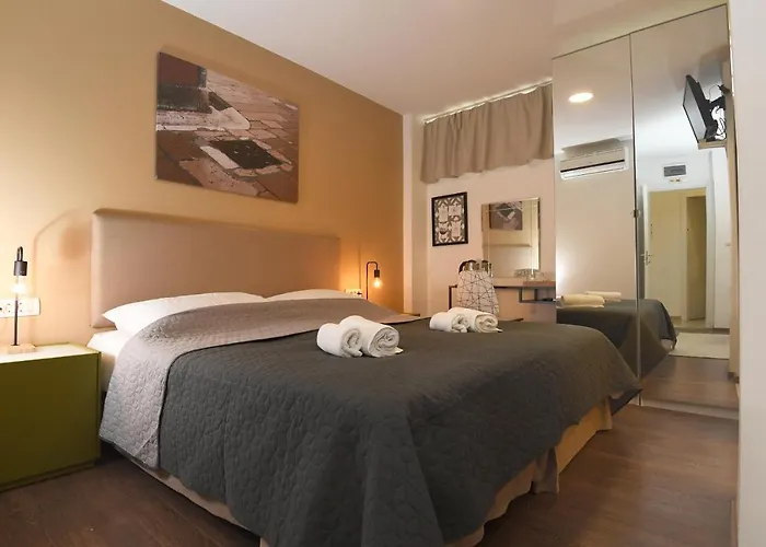 Il Padrino بيت ضيافة زادار